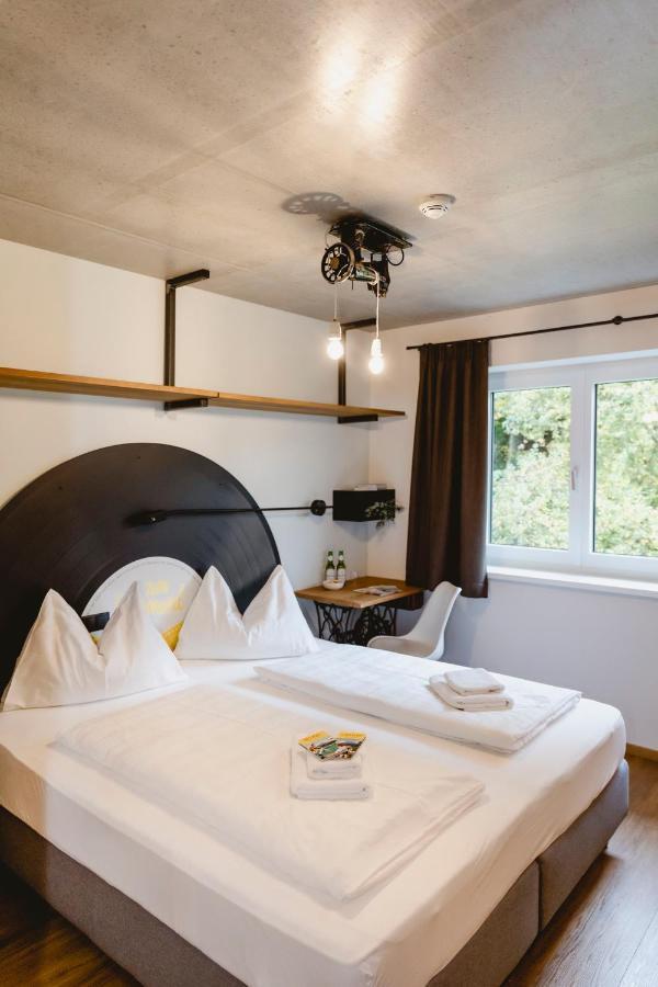 Zum Sigismund - Kiss & Sleep Hotel Sankt Wolfgang im Salzkammergut ภายนอก รูปภาพ